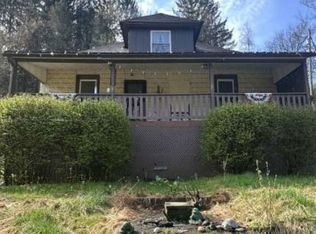 2606 Husky Hwy, Farmington, WV 26571