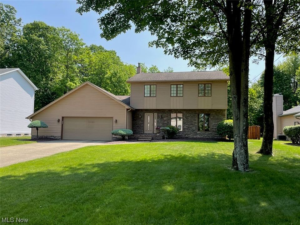 1st image of 8441 Hilltop Dr