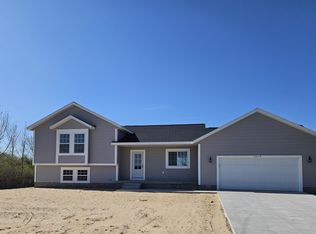 3319 Benston Rd, Whitehall, MI 49461