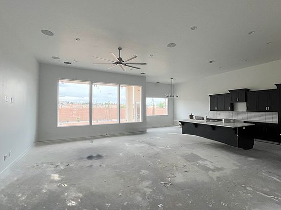 5th image of 2862 E Smith Creek Dr