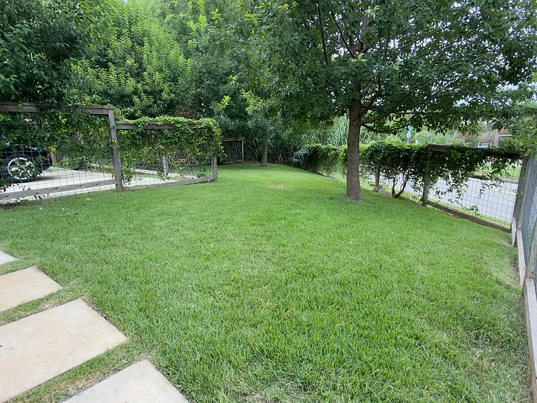2117 Pershing Dr — Photo 34