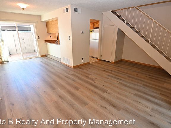 3rd image of 21077 Red Fir Ct