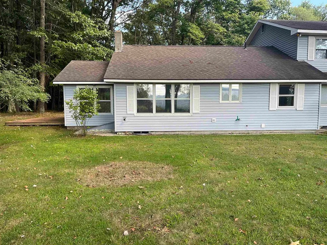 2 bed, 1.0 bath, 1600 sqft, $2,000 — Photo 3