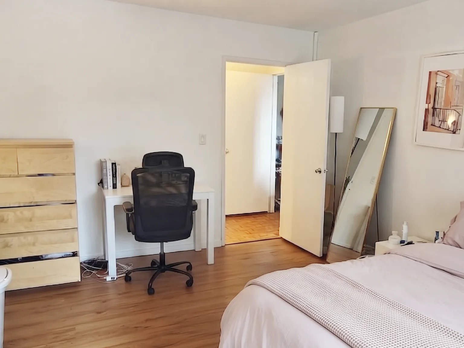 1 bed, 860 sqft, $2,950 — Photo 3