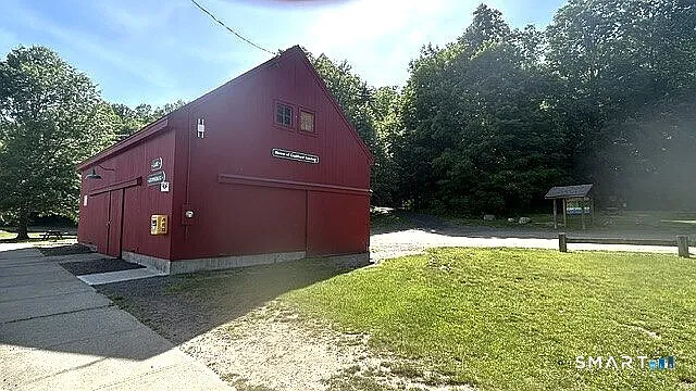 48 Quidnet Ct #48 — Photo 17