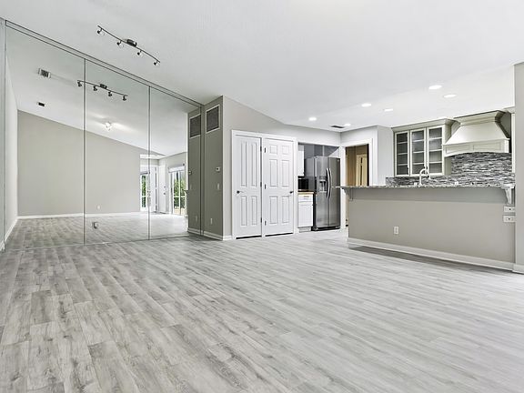 5th image of 4904 Lake Catherine Drive