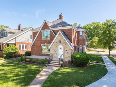 16200 Munn Rd, Cleveland, OH, 44111