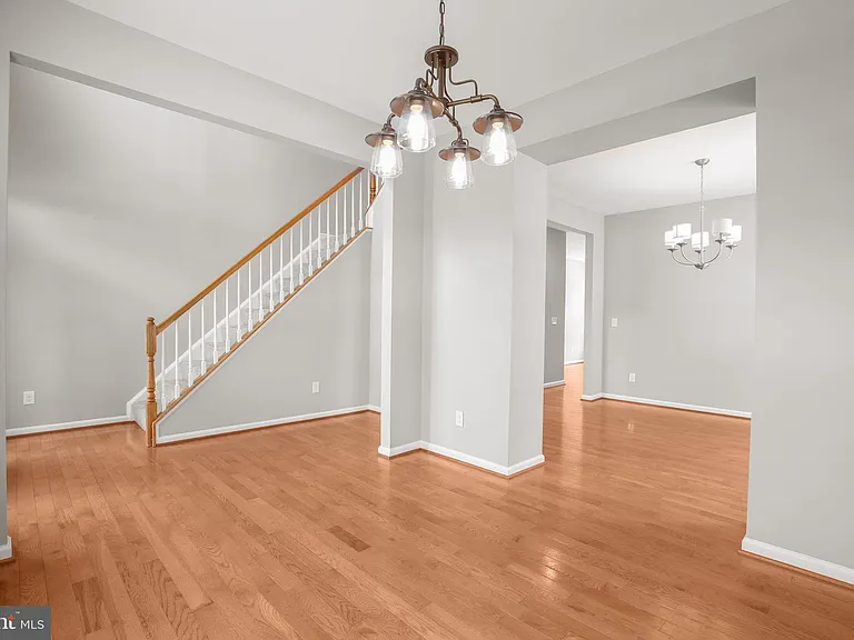 1 Doria Hill Dr — Photo 4