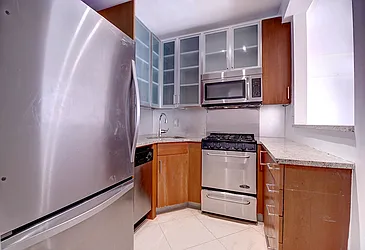 Rented by Urbane Brokerage