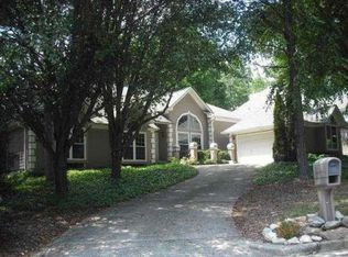 788 Pine Ridge Bnd, Stone Mountain, GA 30087