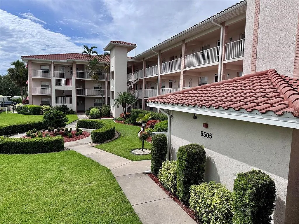 Building Photo - 6505 Stone River Rd #309