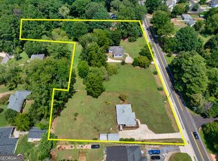 1738 Cooledge Rd, Tucker, GA 30084