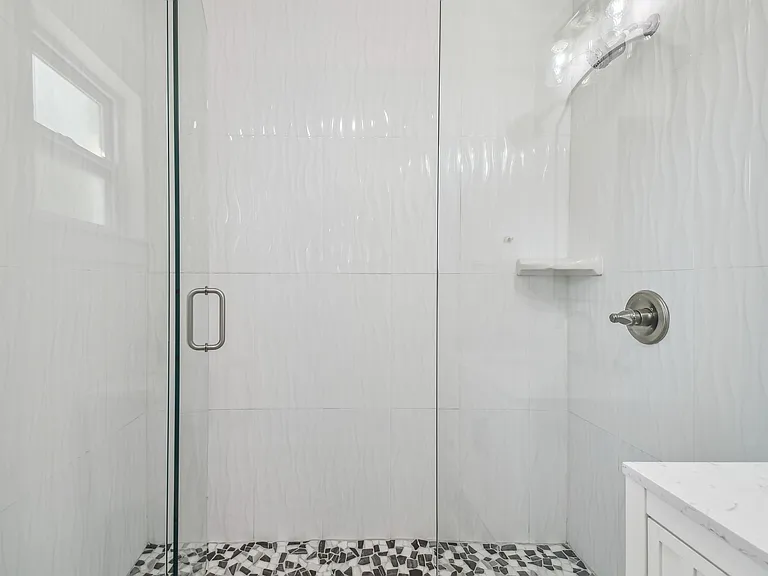 3922 Fontainebleau Dr — Photo 23