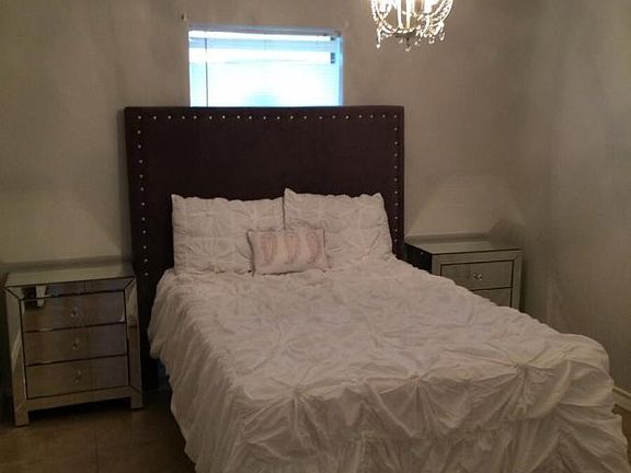 3rd image of 3706 Calle Uruguay