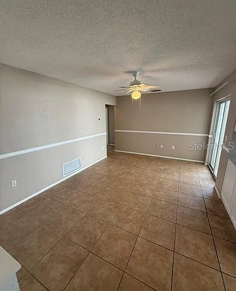 3654 Pin Oaks St — Photo 15