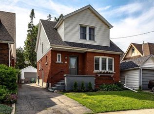 66 Edgemont St S, Hamilton, ON L8K 2H5