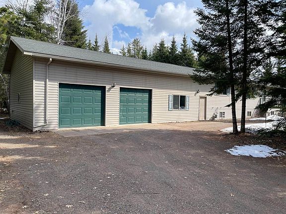 3rd image of 3219 Cedar Ln