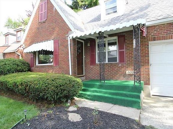 2nd image of 509 W Hillcrest Ave