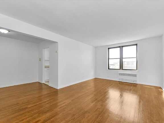 3rd image of 1036 Neilson St #6N