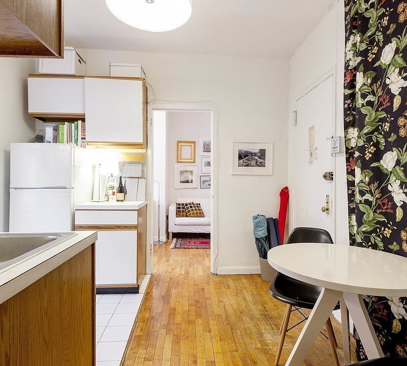2nd image of 217 Thompson St #63