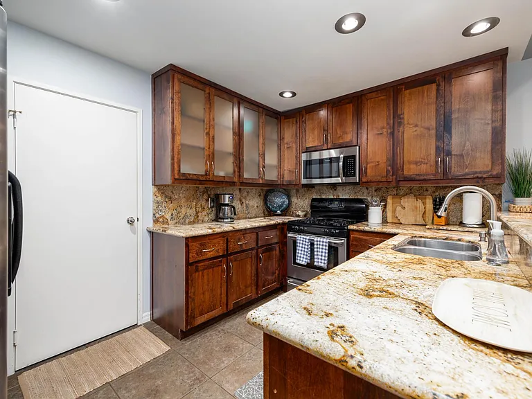 Granite Countertops and Stainless Steel Appliances