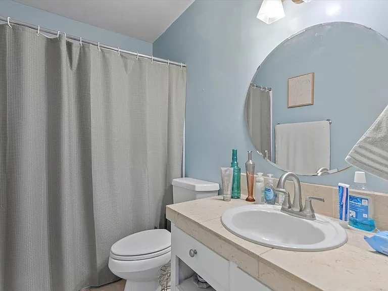 6307 Shadow Valley Dr #B — Photo 10