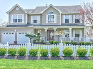 1049 Cutlass Ave, Manahawkin, NJ 08050