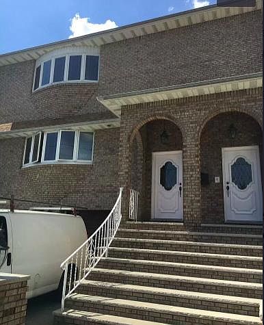 1st image of 31 Burns Ave