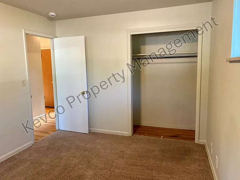 1313 Fairview Dr — Photo 12