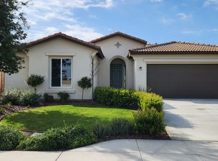 817 Hartlepool Ave, Bakersfield, CA 93307