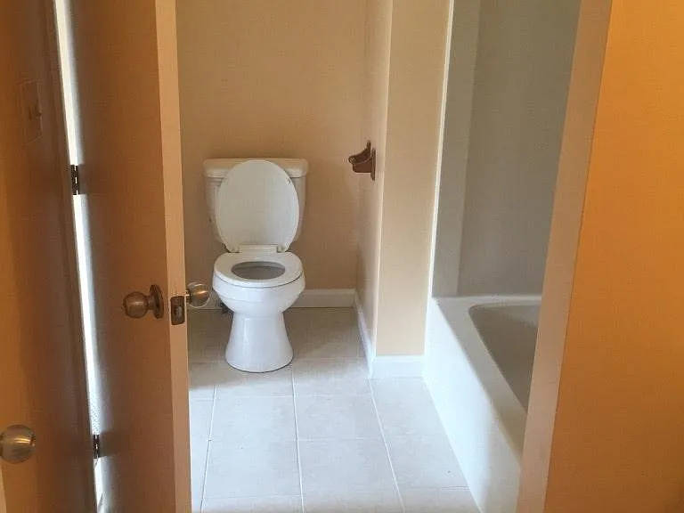 Full Bath