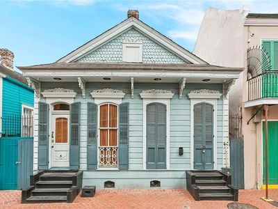 813 Saint Peter St, New Orleans, LA, 70116