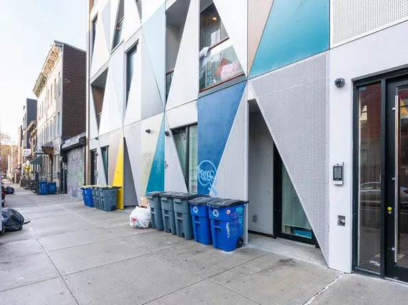 129 Troutman Street image 21 of 26