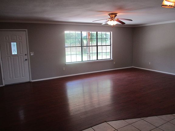 4th image of 128 County Road 42000