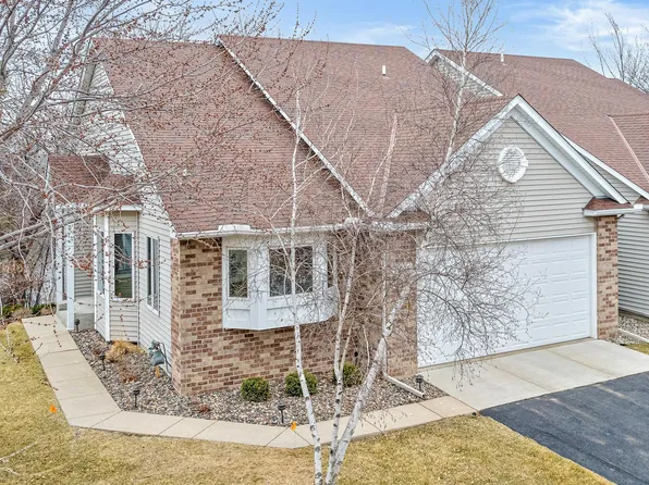 7366 Lake Ridge Dr, Savage, MN 55378