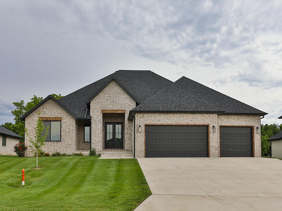 1st image of 2105 N Silver Charm Avenue