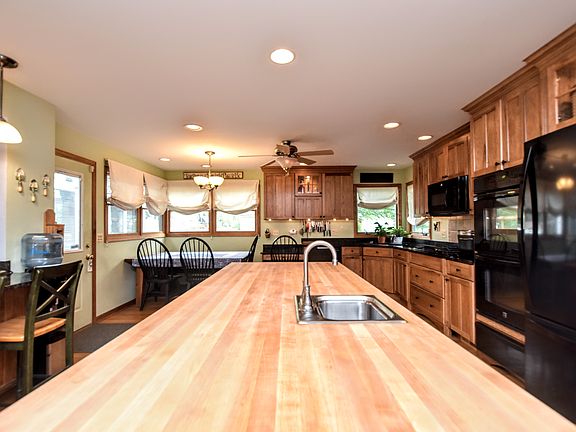 3rd image of 1708 Cedar Glen Dr