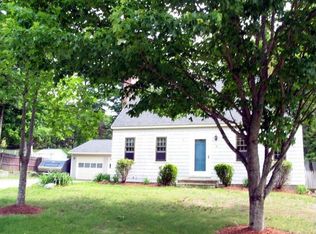 4 Aquarius Ln, Townsend, MA 01469