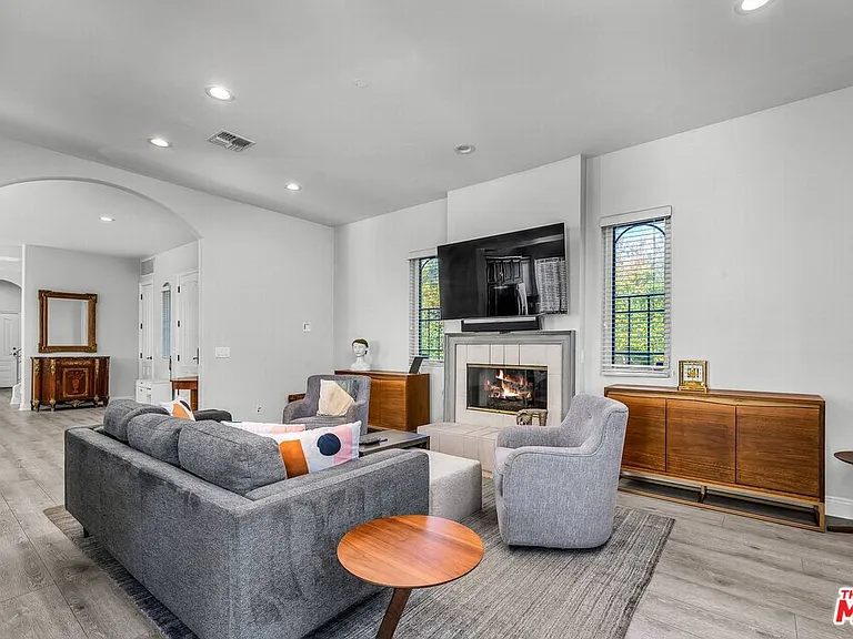 928 Harbor Crossing Ln — Photo 13