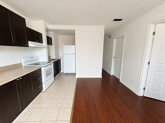 4th image of 404 Bay St #2