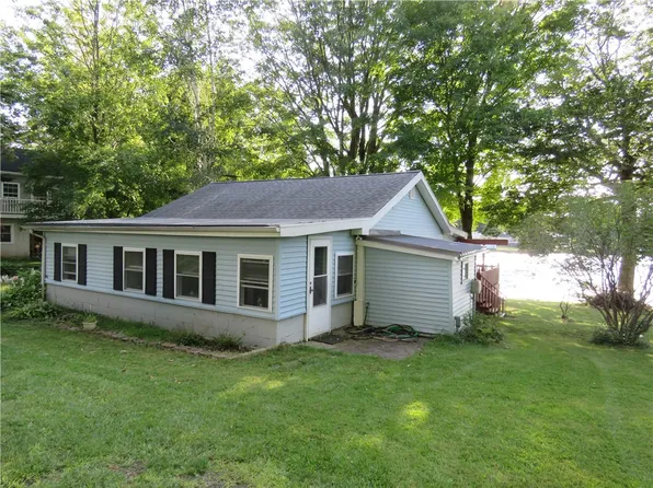 9305 Ingersoll Dr, Sterling, NY 13156