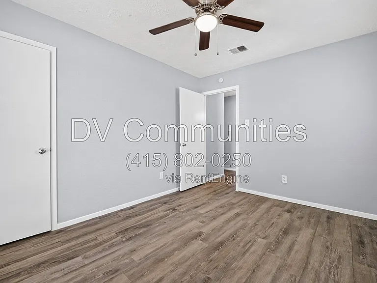 15331 Campden Hill Rd — Photo 29