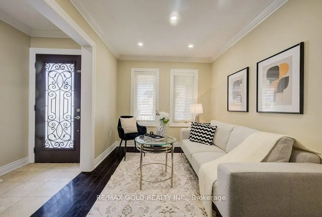 5 bed, $3,300 — Photo 4