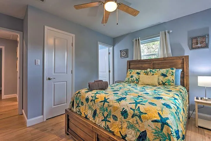 3241 Maplewood Dr — Photo 25
