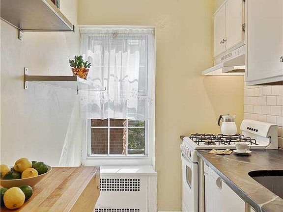 2nd image of 3524 78th St