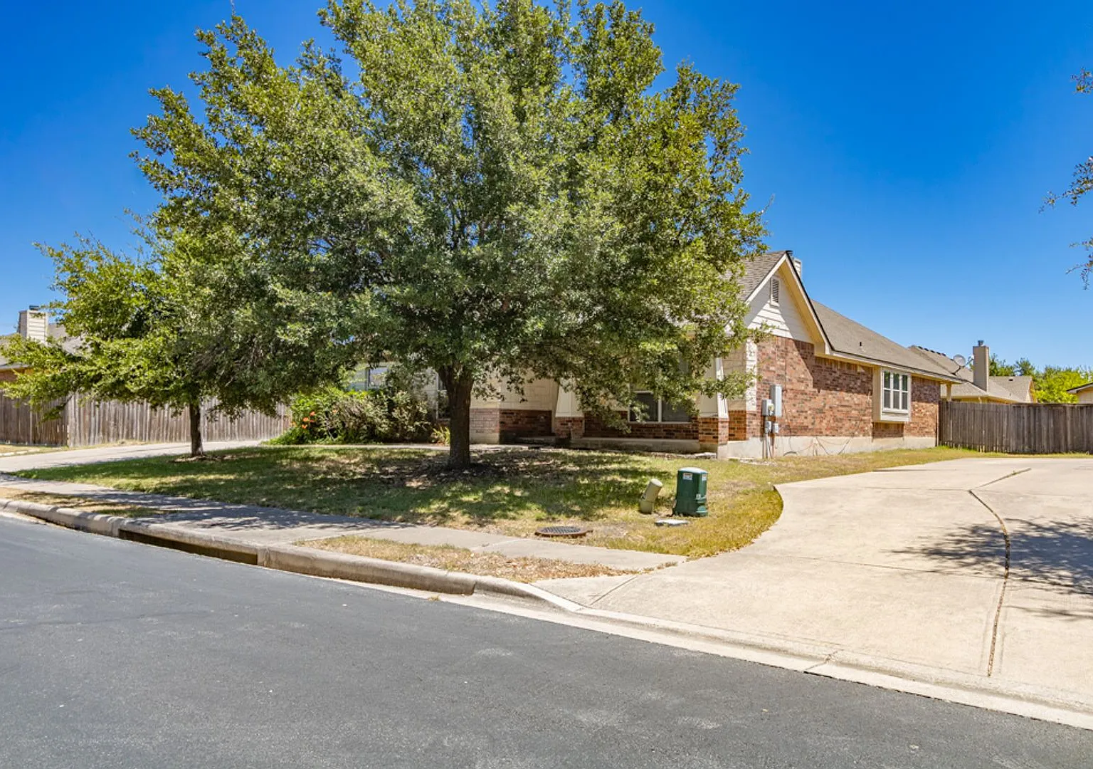 18745 Candace Loop — Photo 2
