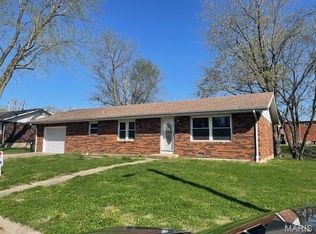 307 E Mill St, Waterloo, IL 62298