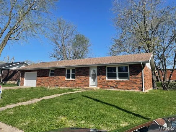 307 E Mill St, Waterloo, IL 62298
