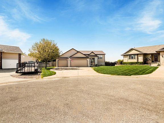 3rd image of 2755 N Bellwood Ct