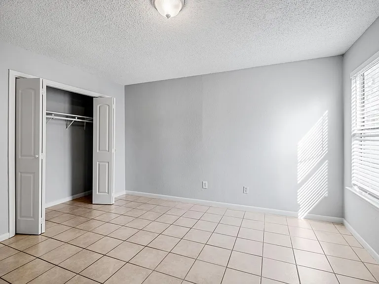 1111 Sunrise Rd — Photo 11